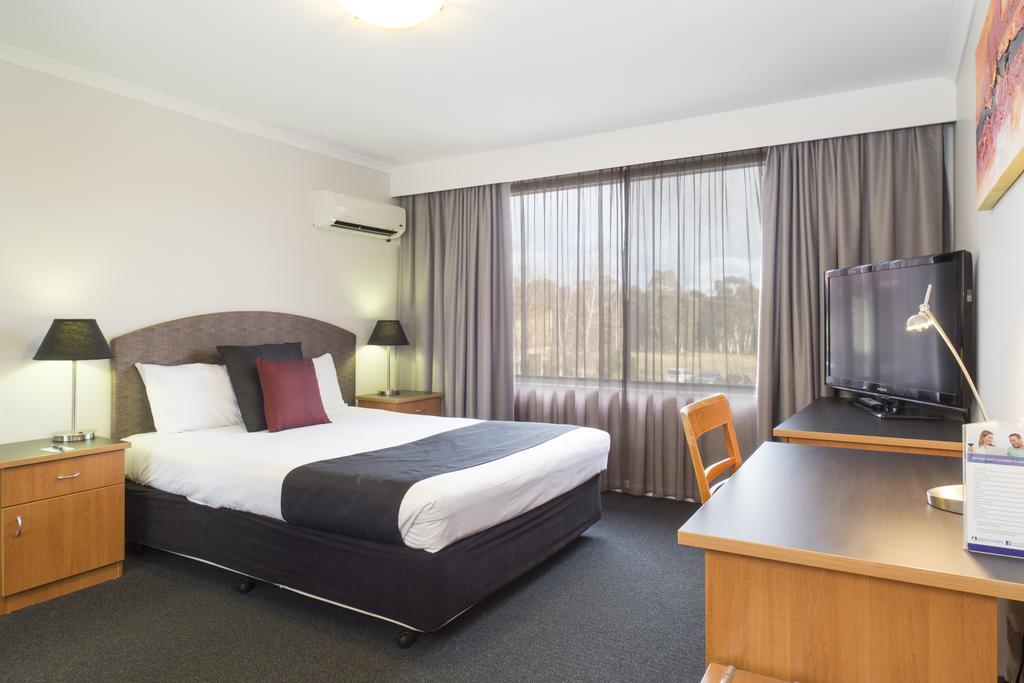 Alpha Hotel Canberra Kültér fotó